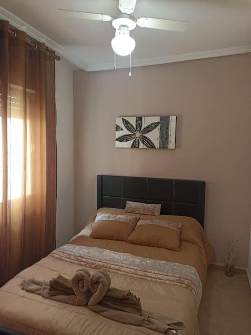 Ferienwohnung Precioso Piso En Frente Del Mar Torrevieja Exterior foto
