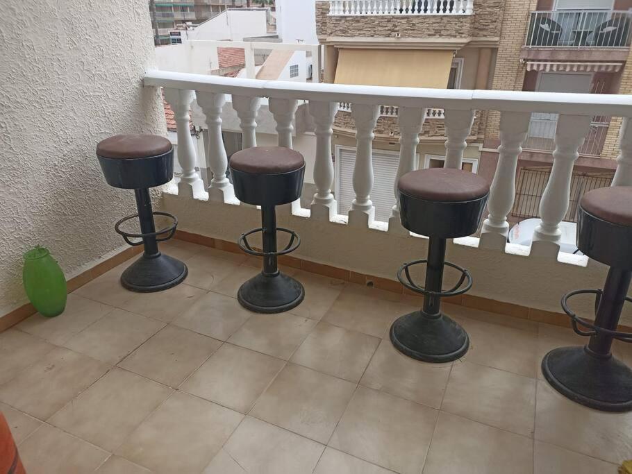 Ferienwohnung Precioso Piso En Frente Del Mar Torrevieja Exterior foto
