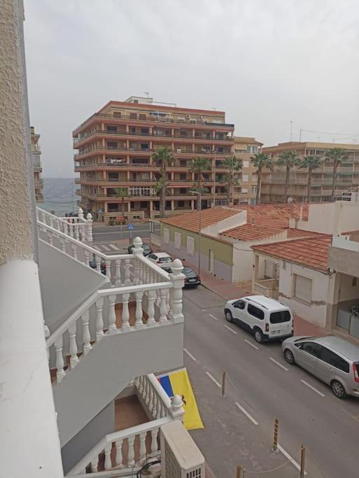 Ferienwohnung Precioso Piso En Frente Del Mar Torrevieja Exterior foto